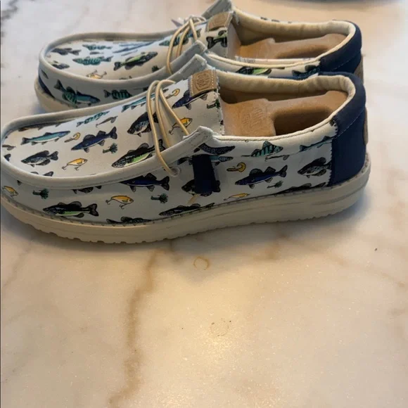 Hey Dude Wally Fish Lure Pattern Shoes NWT - Picture 5 of 6